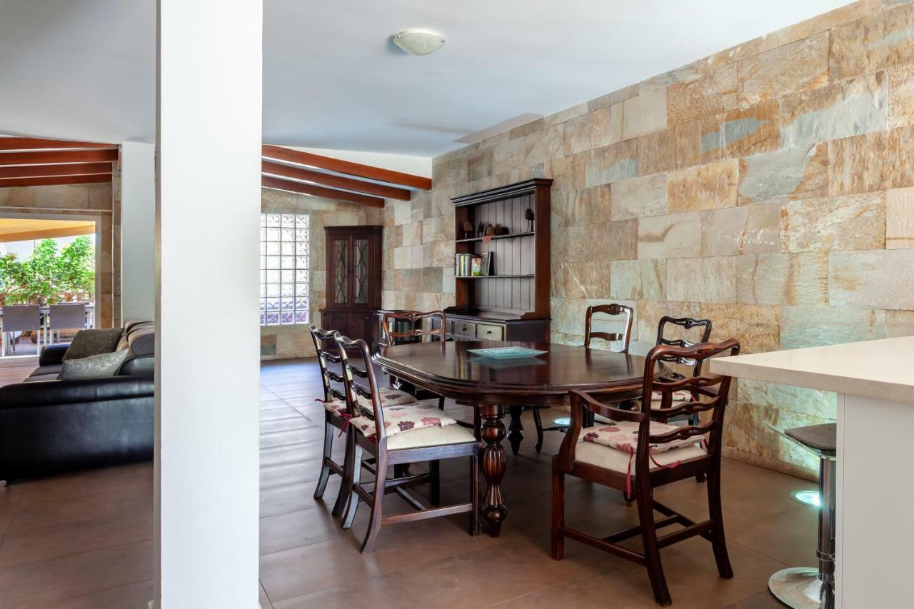 Cozy Townhouse In El Duque