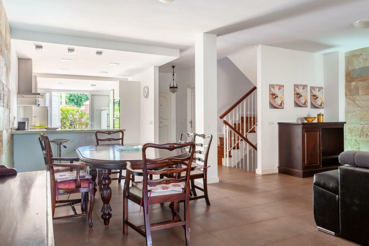 Cozy Townhouse In El Duque Appartement *