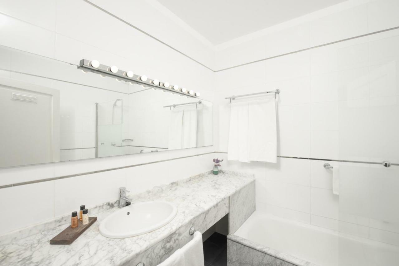 Superior A: Private Pool & Concierge *