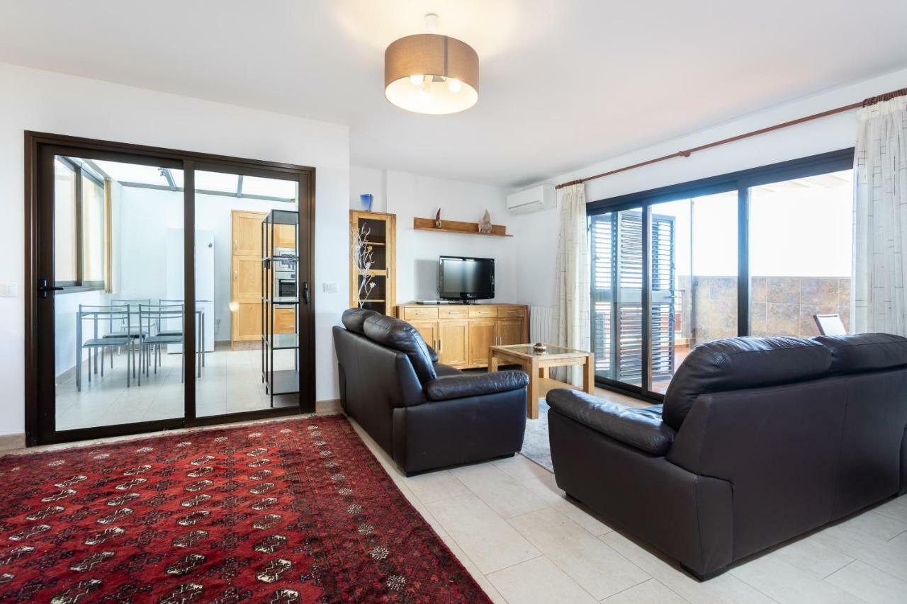 Luminous With Spectacular Views Holiday home *