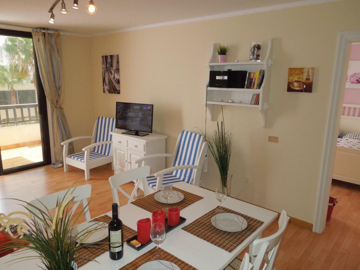 Vistasol, Beach Front With Heated Pool In Parque Santiago 2, Wifi Apartment *