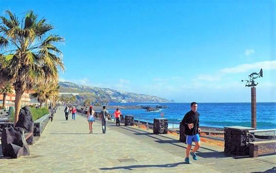 Bright Spacious Apartment, 2 Min Walk From * Candelaria