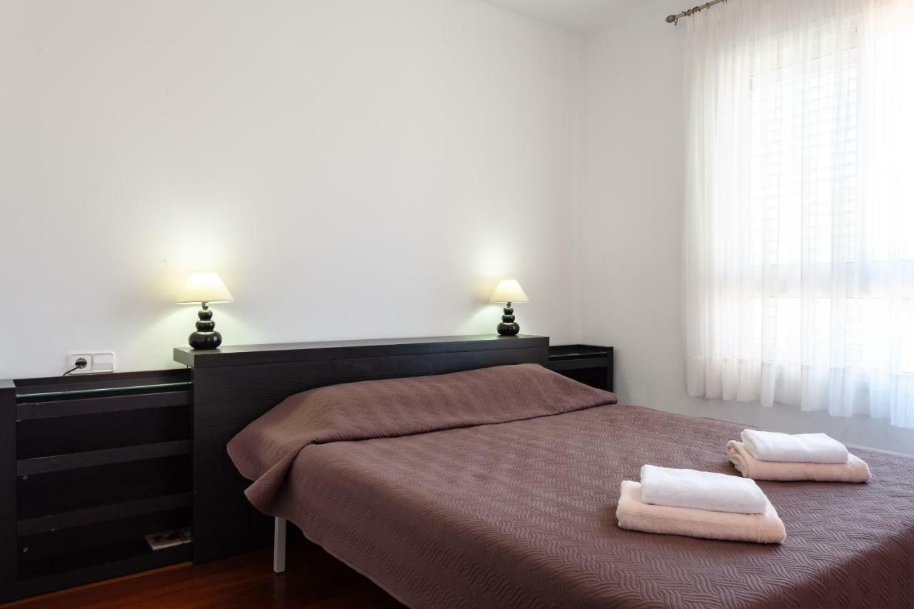 Cozy Townhouse In El Duque Appartement