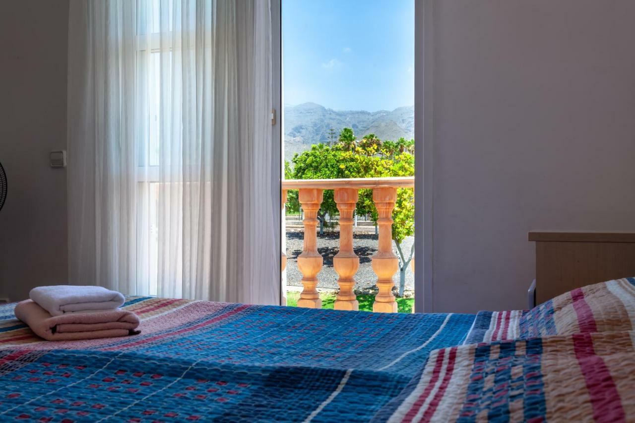 Cozy Townhouse In El Duque Appartement *