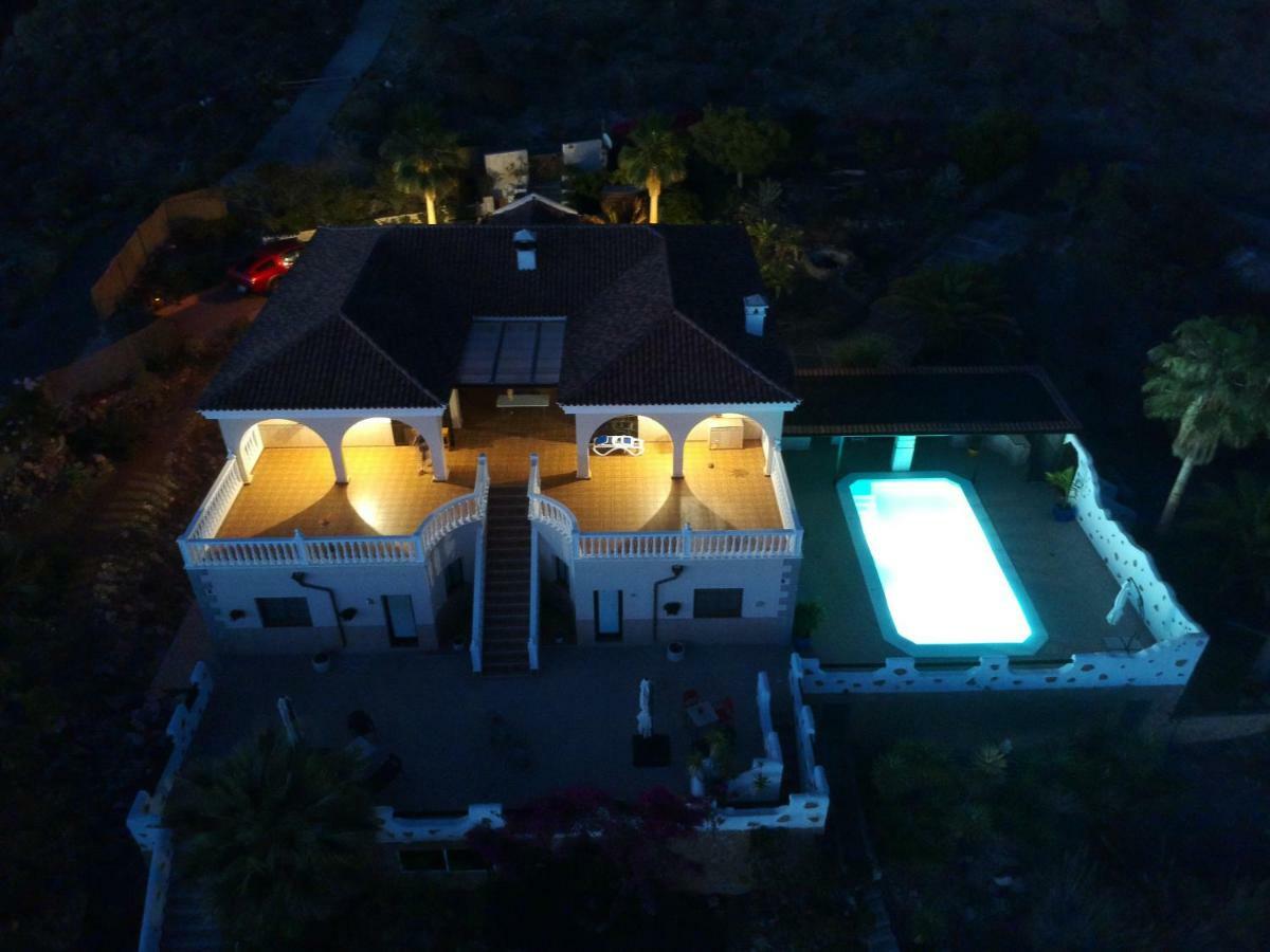 Casantilvia Heated Pool Paradise Apartamento *