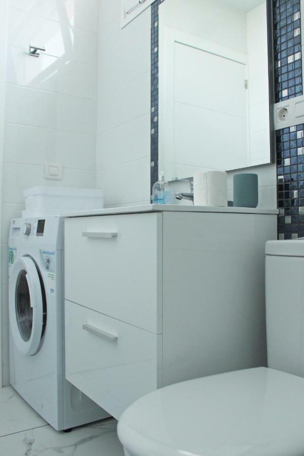 Aircon Americas 2min Off A 1 Bedrm Wifi Apartment