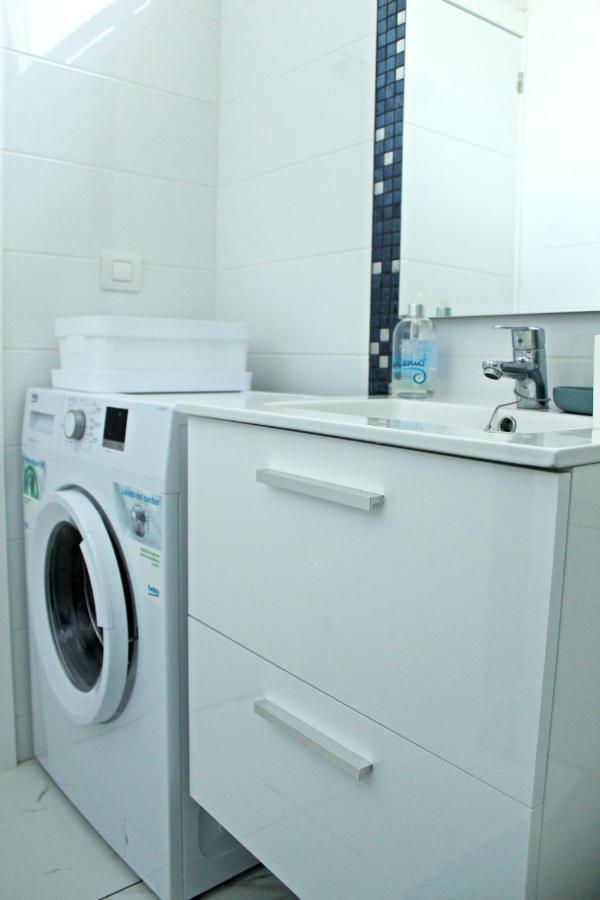 Aircon Americas 2min Off A 1 Bedrm Wifi Apartment *