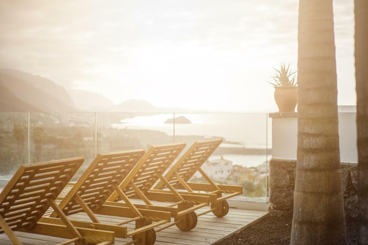 Superior A: Private Pool & Concierge Apartment