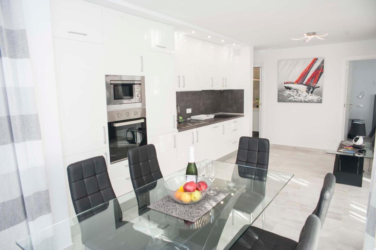 Playa De Americas Luxury Apartment